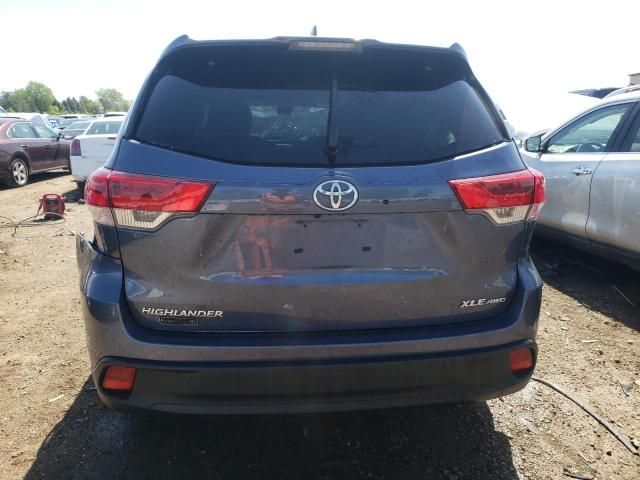 2019 Toyota Highlander SE