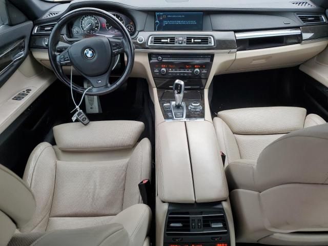 2012 BMW 750 XI