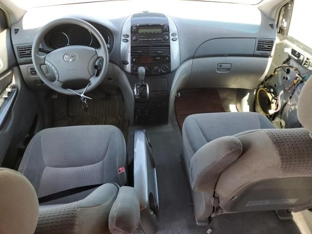 2006 Toyota Sienna CE