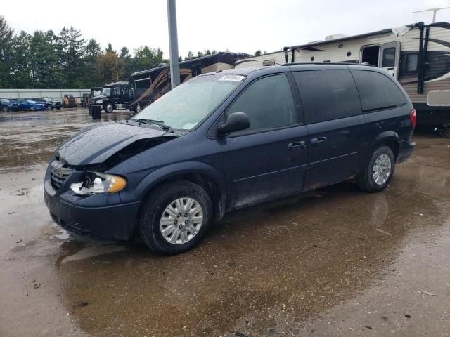 2007 Chrysler Town & Country LX