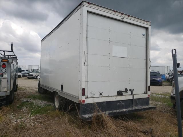 2021 Ford Econoline E350 Super Duty Cutaway Van