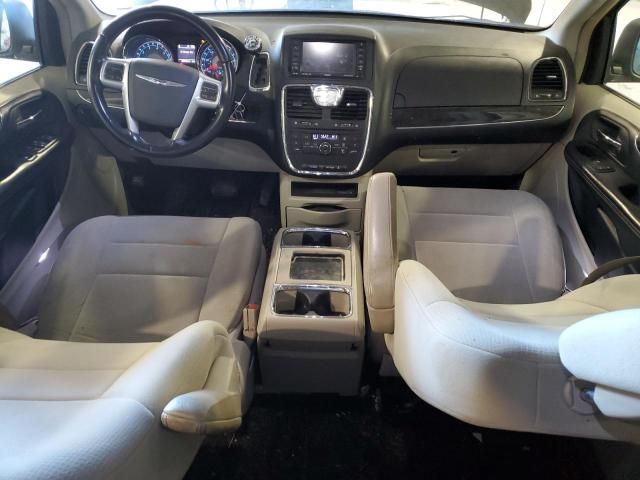 2011 Chrysler Town & Country Touring