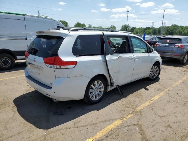 2011 Toyota Sienna XLE