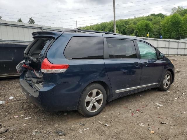 2012 Toyota Sienna LE