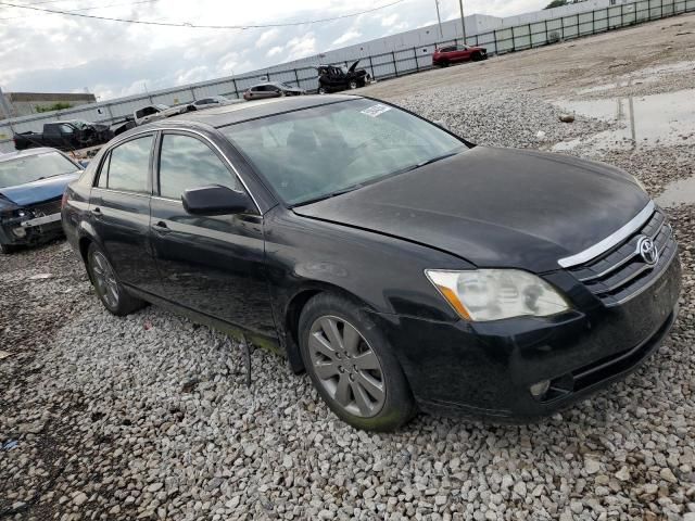 2005 Toyota Avalon XL