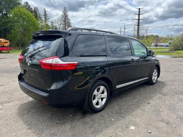 2015 Toyota Sienna LE