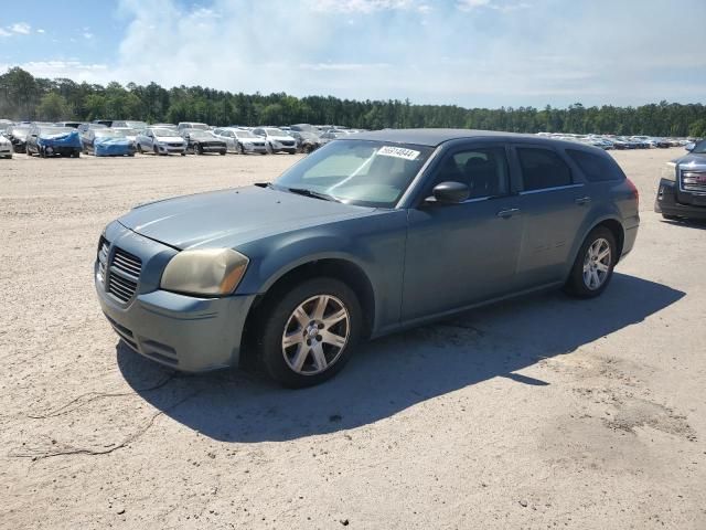 2006 Dodge Magnum SE