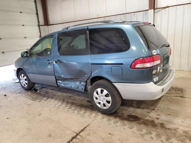 2001 Toyota Sienna LE