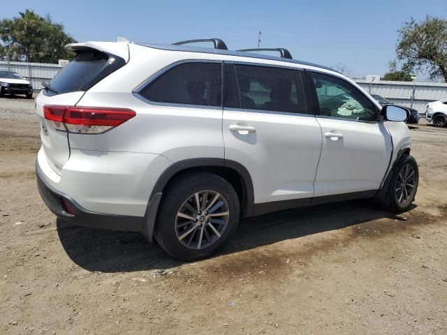 2019 Toyota Highlander SE