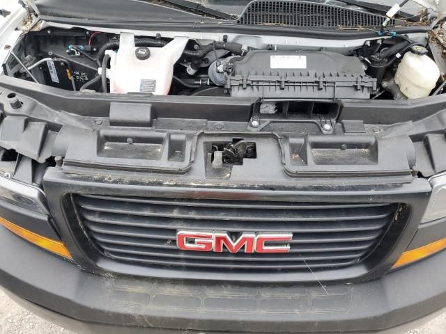 2022 GMC Savana G2500 LS