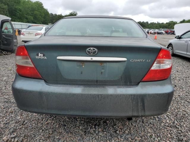 2004 Toyota Camry LE