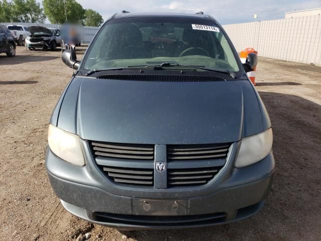 2005 Dodge Grand Caravan SE