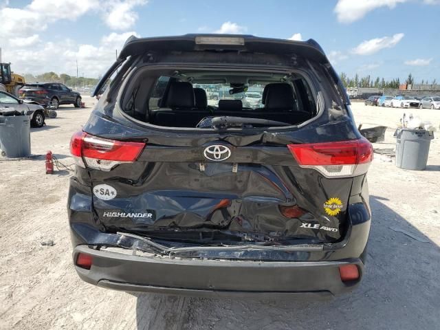 2018 Toyota Highlander SE