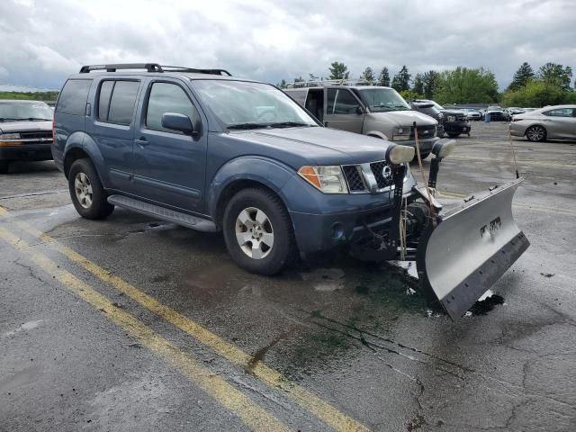 2006 Nissan Pathfinder LE