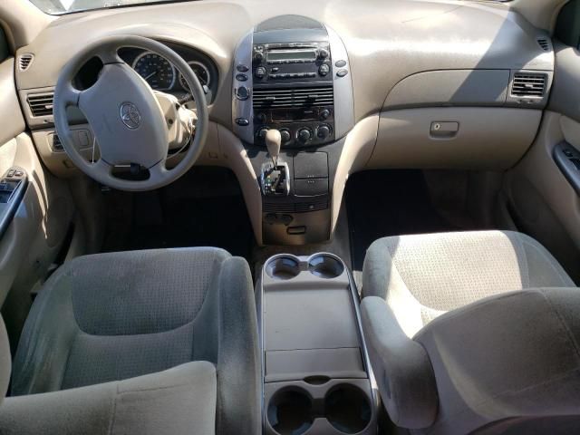 2006 Toyota Sienna CE