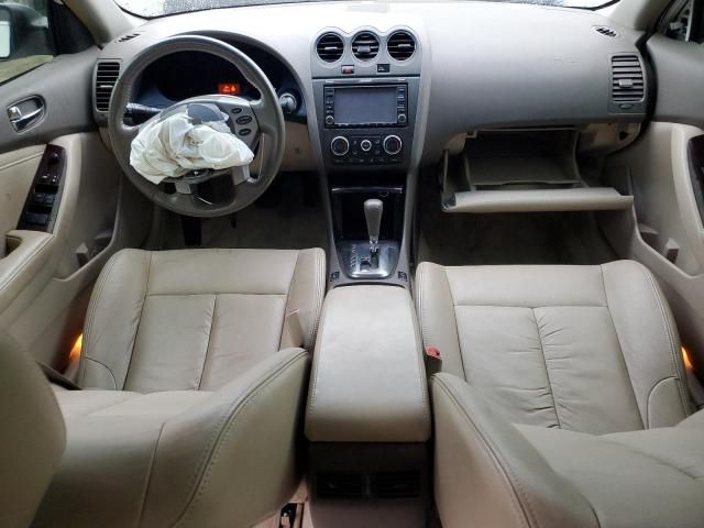 2010 Nissan Altima Base