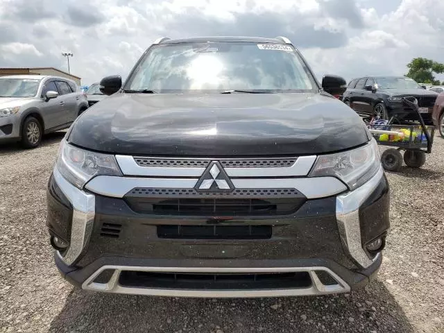 2020 Mitsubishi Outlander SE