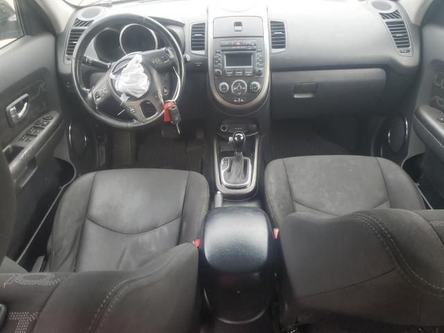 2013 KIA Soul +