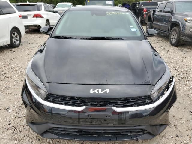 2023 KIA Forte LX