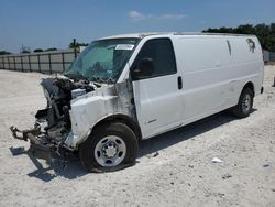 Camiones salvage sin ofertas aún a la venta en subasta: 2011 Chevrolet Express G2500