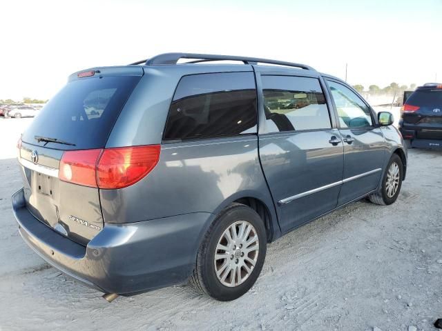 2010 Toyota Sienna XLE