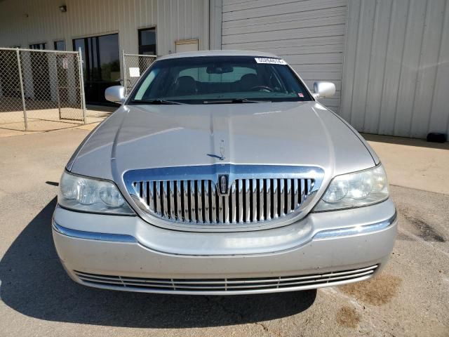 2009 Lincoln Town Car Signature Limited