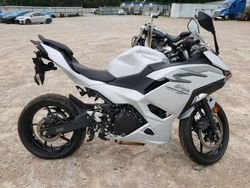 Motos salvage a la venta en subasta: 2024 Kawasaki EX500