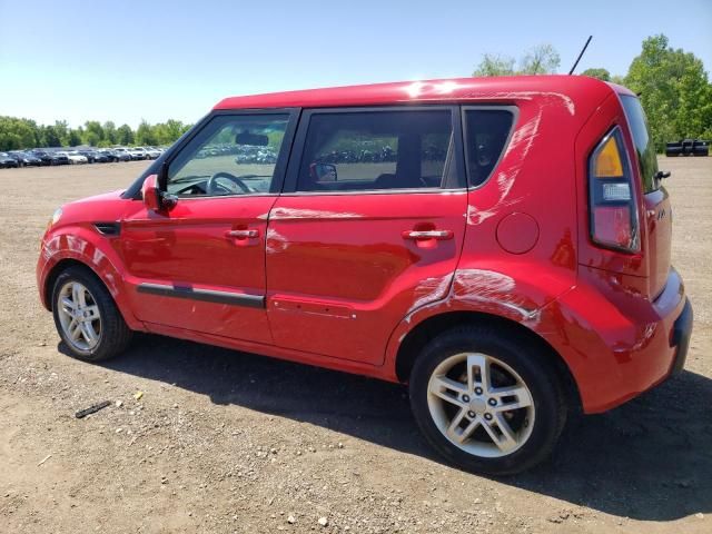 2011 KIA Soul +