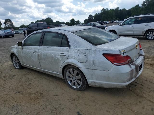 2005 Toyota Avalon XL