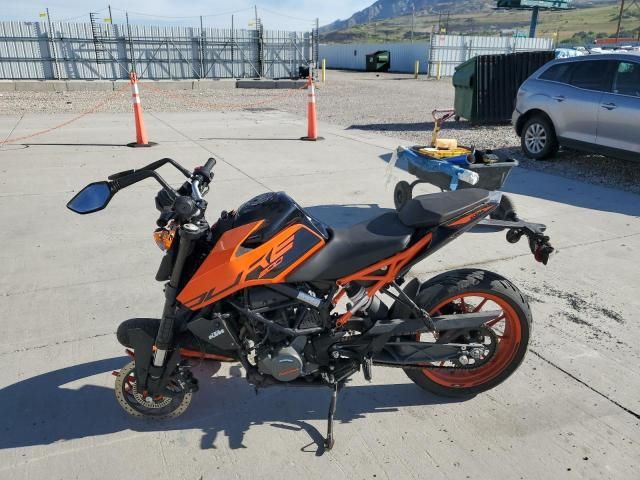 2020 KTM 200 Duke