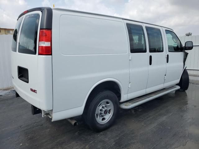 2022 GMC Savana G2500