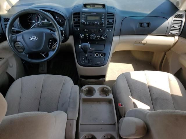 2007 Hyundai Entourage GLS