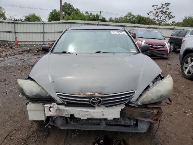 2005 Toyota Camry LE