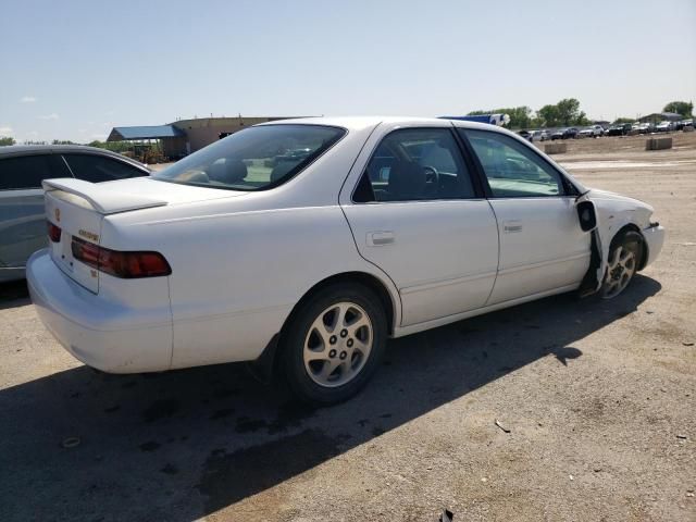 1999 Toyota Camry LE