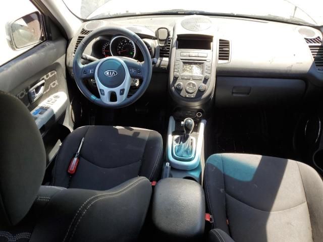 2012 KIA Soul +