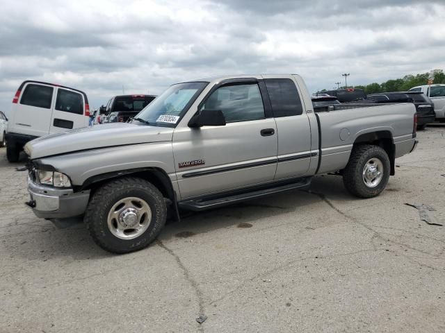 2000 Dodge RAM 2500