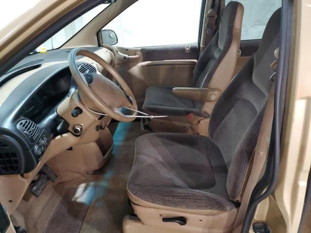 1996 Plymouth Grand Voyager SE