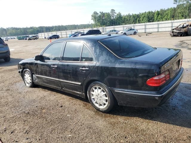 2001 Mercedes-Benz E 320