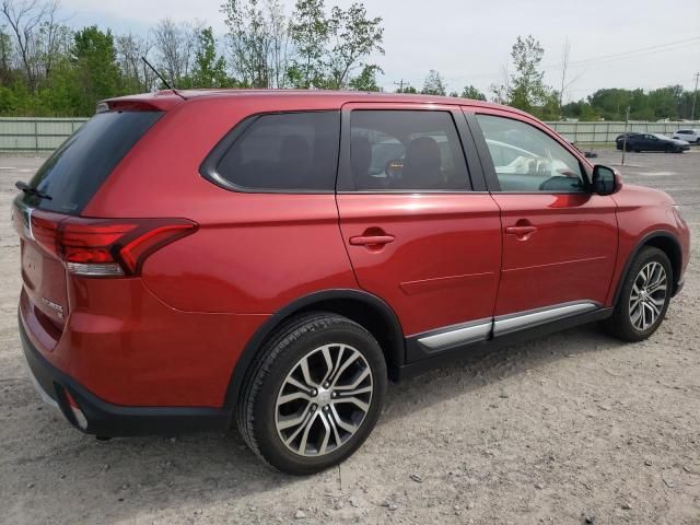 2016 Mitsubishi Outlander SE