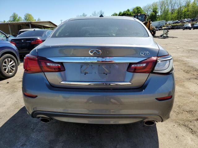 2015 Infiniti Q70 3.7