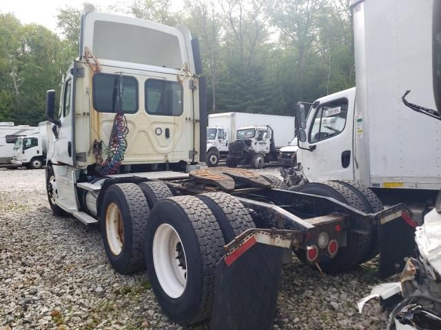 2021 Freightliner Cascadia 126