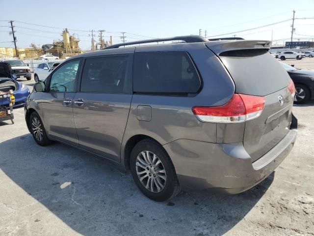 2012 Toyota Sienna XLE