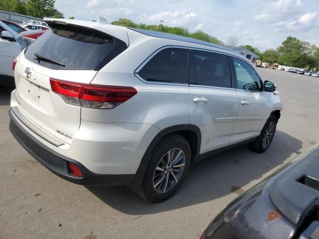 2019 Toyota Highlander SE