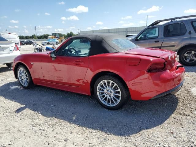 2017 Fiat 124 Spider Classica