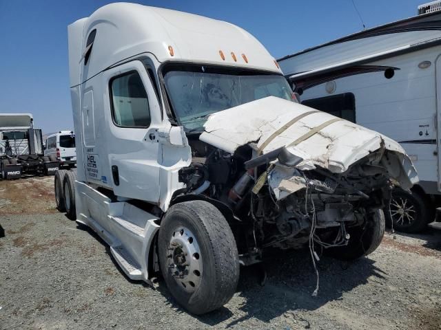 2021 Freightliner Cascadia 126