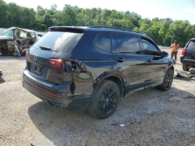 2022 Volkswagen Tiguan SE R-LINE Black