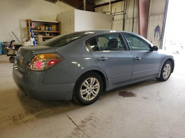 2010 Nissan Altima Base