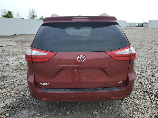 2015 Toyota Sienna LE