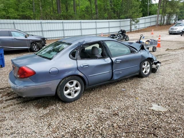 2001 Ford Taurus SE