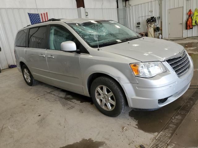 2010 Chrysler Town & Country Touring